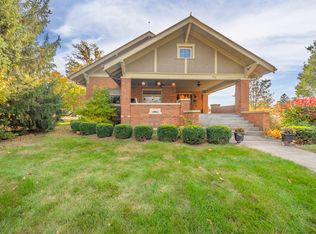 432 E State St, Pendleton, IN 46064