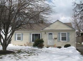 1311 Orchard Heights Dr, Mayfield Heights, OH 44124