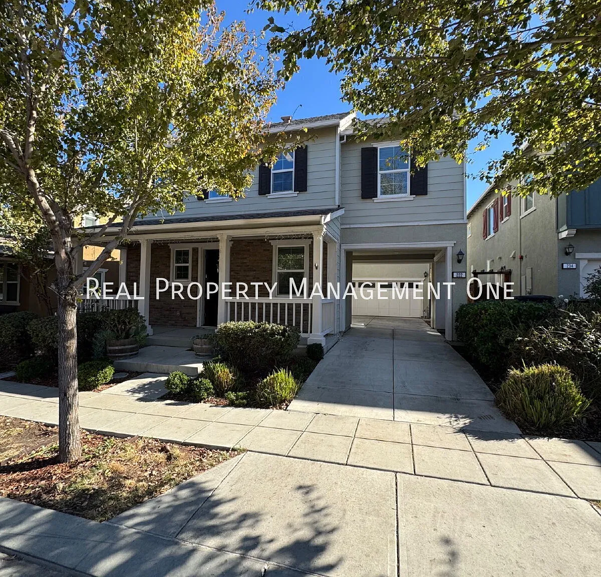 Gorgeous 5 Bed/3 Bath Mountain House Home with Full Bed/Bath Downstairs — Photo 1