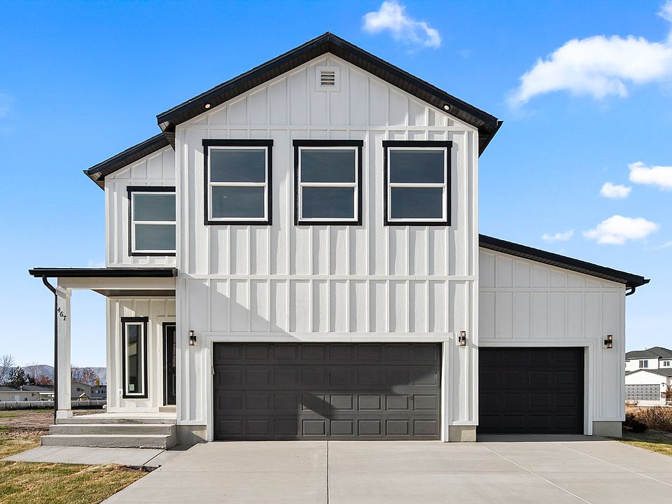 1st image of 467 N 460 E