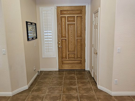 Entrance: front door