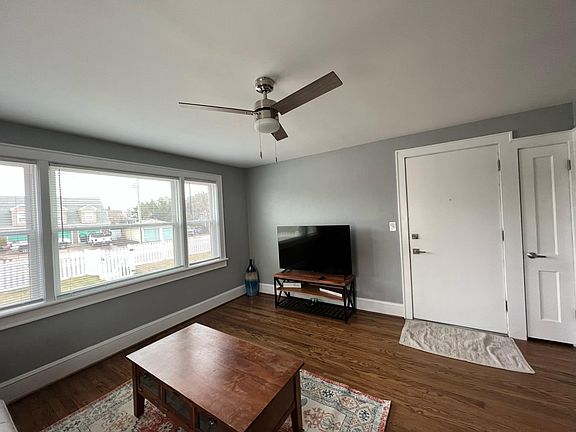 2nd image of 1843 E Ocean View Ave #2
