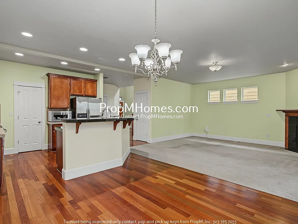 5893 NW Lark Meadow Ter