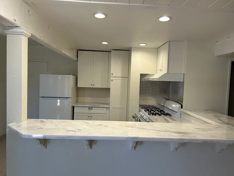 847 E Andrews Ave #B — Photo 4