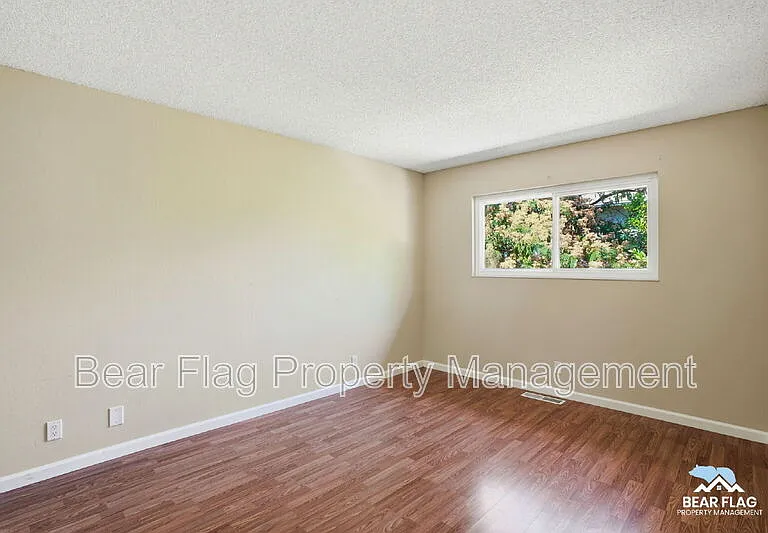 1312 Mission Dr — Photo 19