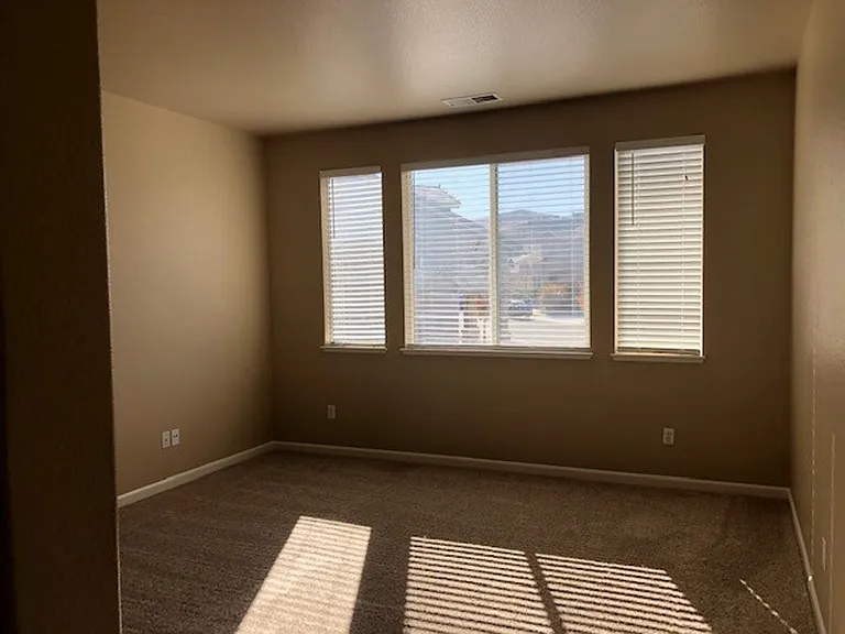 2379 Dodge Dr — Photo 7