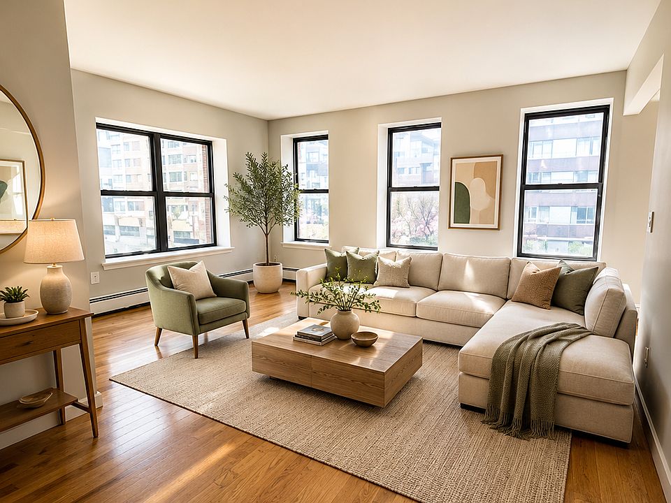 1st image of 255 W 51st St APT 3A