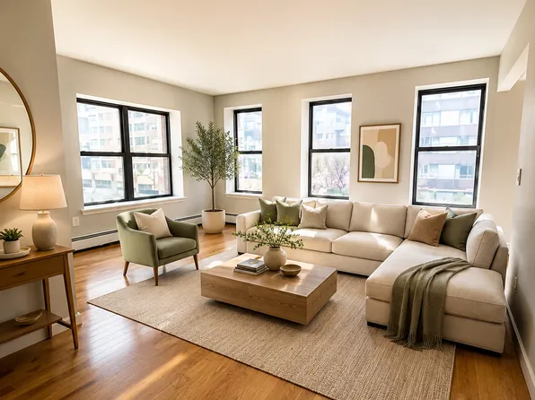255 W 51st St APT 3A, New York, NY 10019