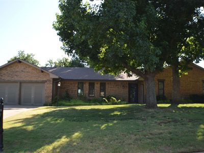 915 Oakridge Dr, Stillwater, OK, 74074