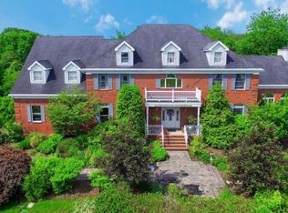 52 Chamberlain Dr, Hillsborough, NJ 08844