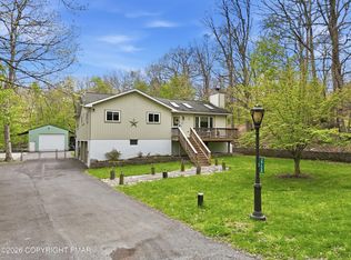 3724 Bristol Cir E, East Stroudsburg, PA 18302