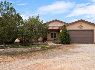 16 Via Getruditas Loop, Pecos, NM 87552