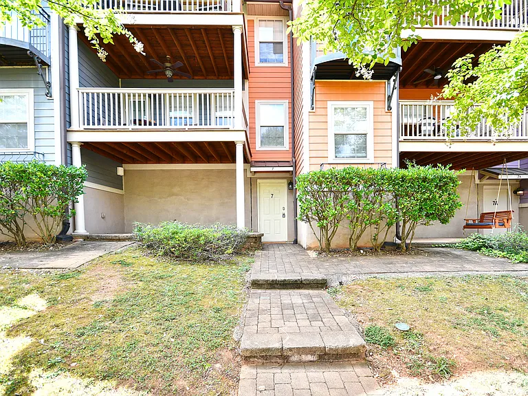 7 Hamilton Ave #1 — Photo 11