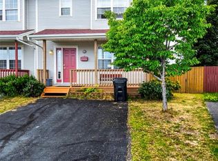10 Ledum Place, St. John's, NL A1B5A4