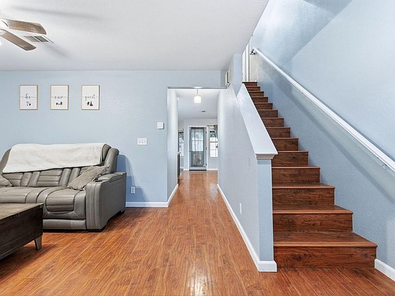 5th image of 1152 N Noyes Court