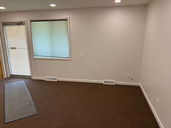 2nd image of 2122 9th St Suite 3