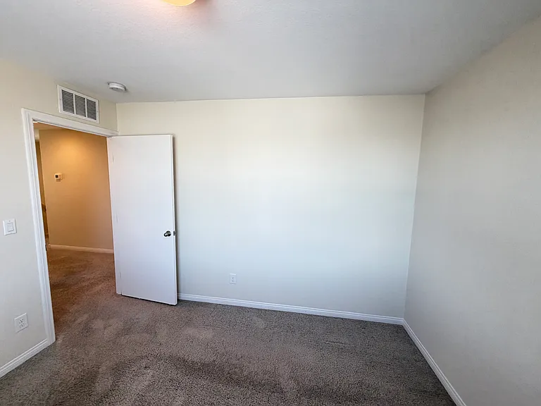6070 Forest Archer Pl — Photo 43