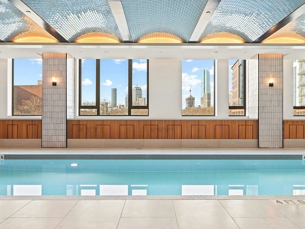 1 bed, 1.0 bath, 736 sqft, $4,500 — Photo 2