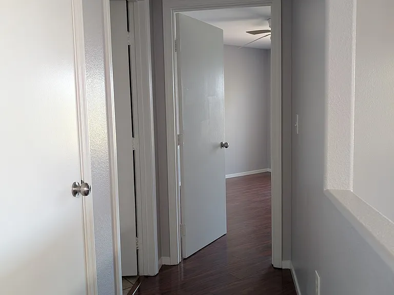 4555 E Sahara Ave #204 — Photo 3