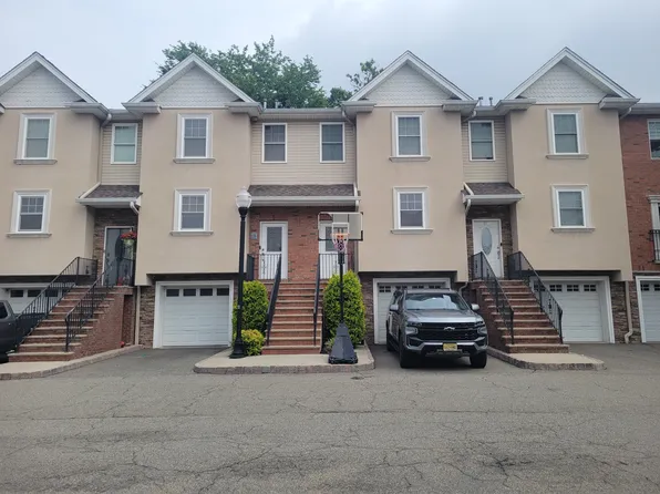 21 Michael Ln #21, Wallington, NJ 07057