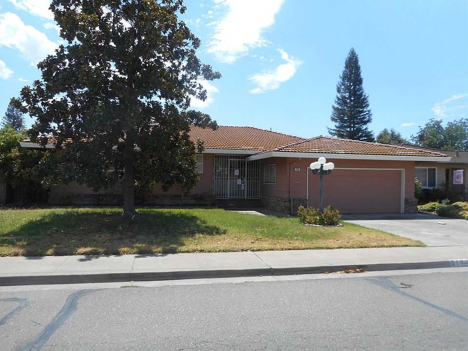 1st image of 518 Darling Way