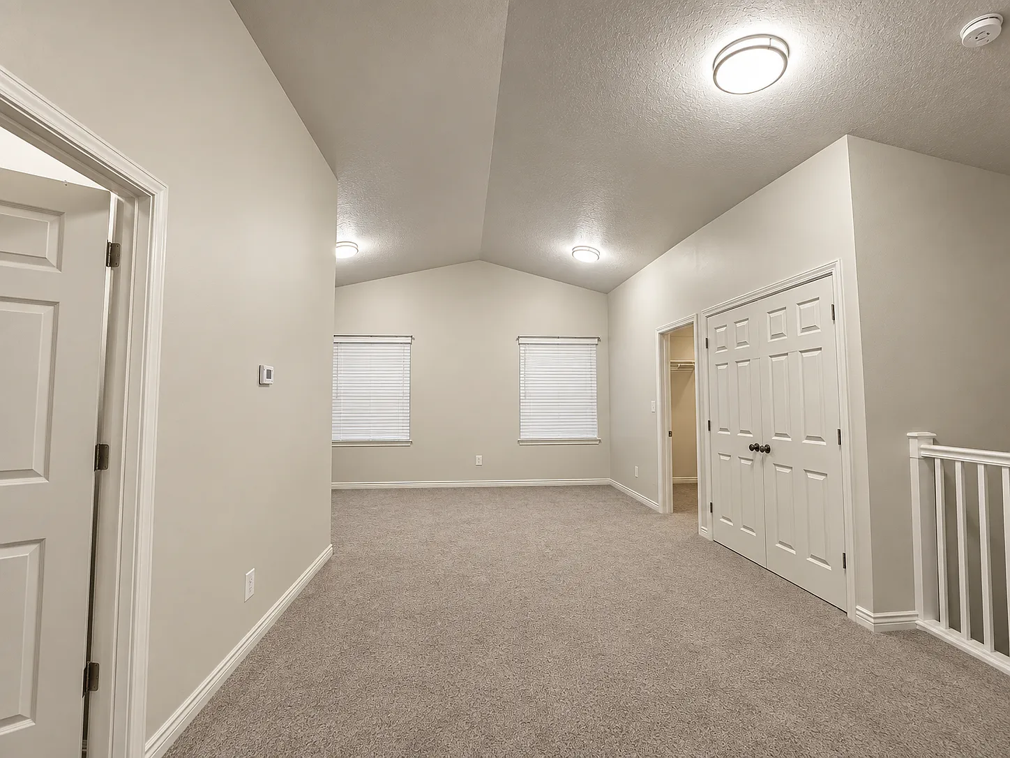 1 bed, 1.5 bath, 910 sqft, $1,000 — Photo 1