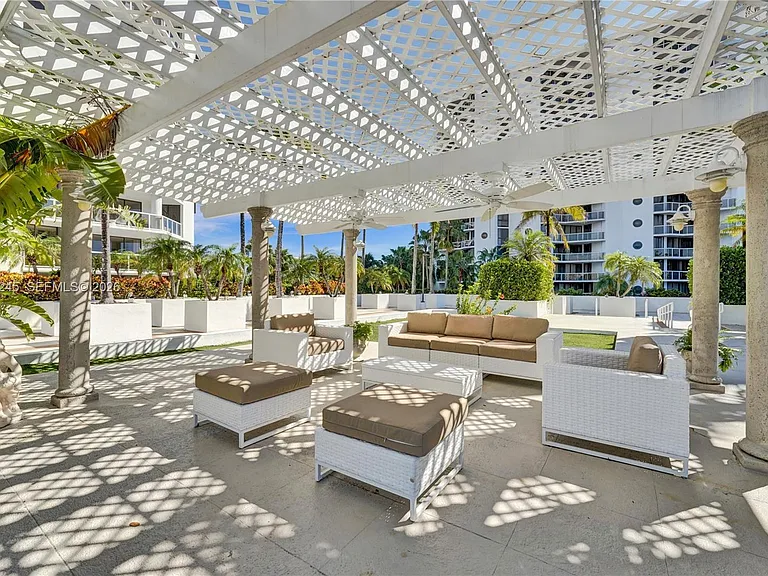 3600 Yacht Club Dr #904 — Photo 66