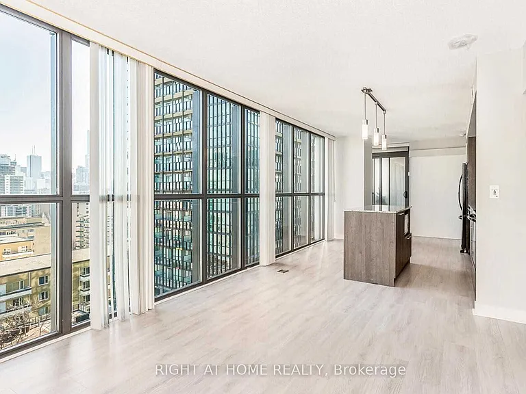 110 Charles St E #1702 — Photo 12
