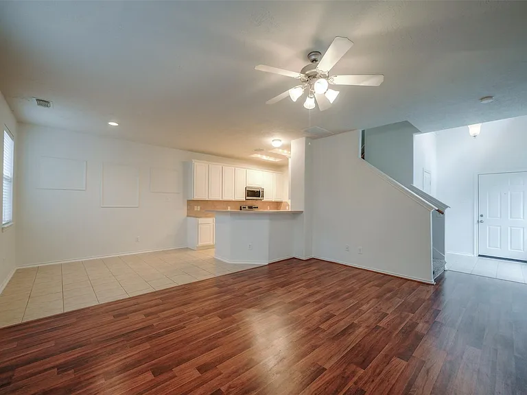 146 Silver Penny Dr — Photo 8