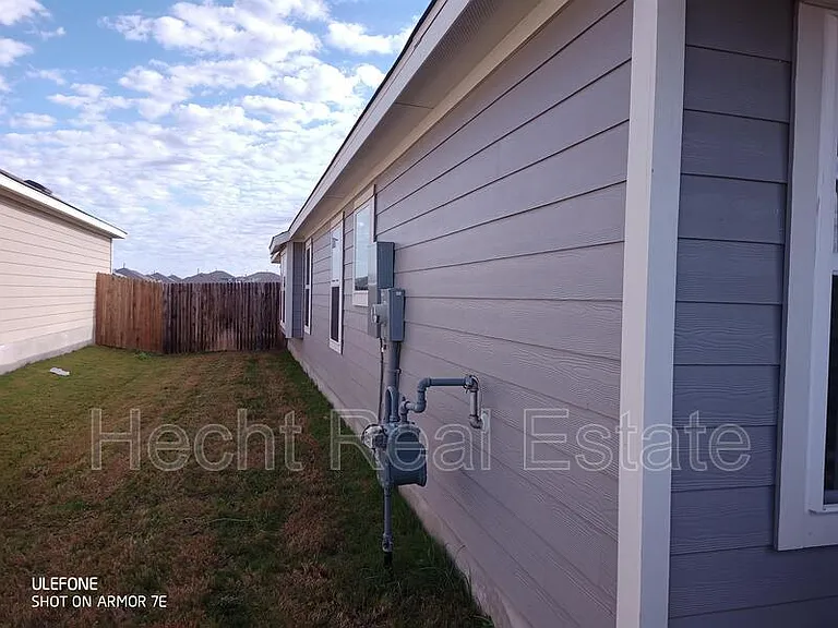 3943 Legend Mdws — Photo 9