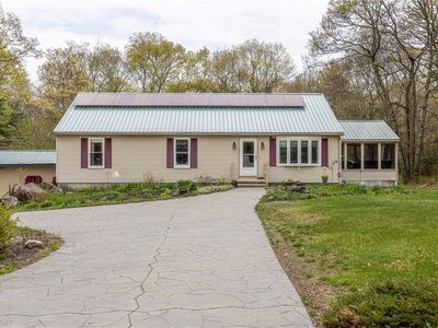 956 Reynolds Rd, Glocester, RI, 02814