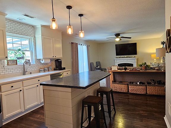 5th image of 8647 Eagles Nest Dr