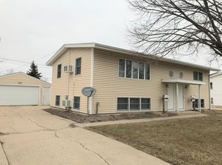 3030 4th Ave, Marion, IA 52302
