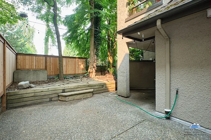 2621 Quebec St — Photo 18