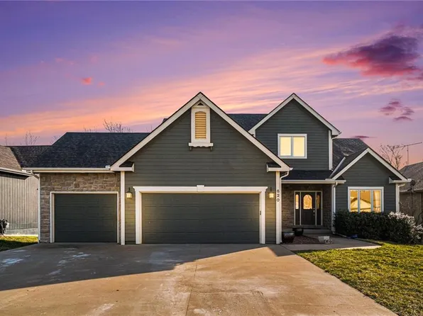 620 Flame Way, Baldwin, KS 66006