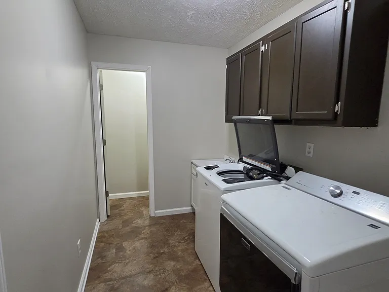 6135 Arabello Rd — Photo 11