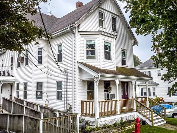 4 Dartmouth St, Taunton, MA 02780