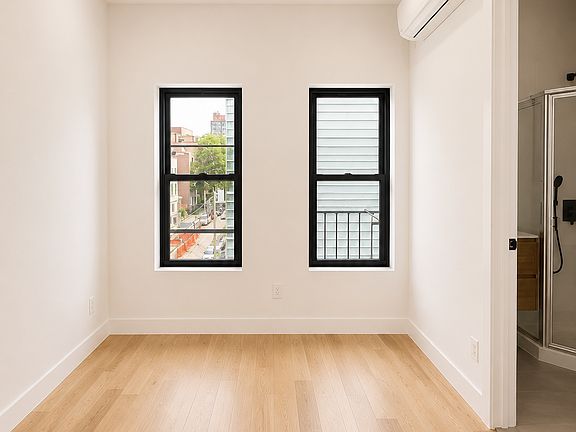 5th image of 398 Manhattan Ave #2L
