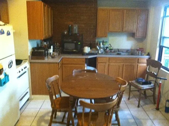 3 bed, 2124 sqft, $2,280 — Photo 4