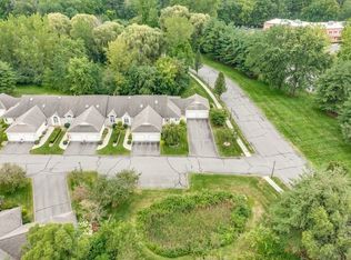 107 Pine Grove Dr, South Hadley, MA 01075