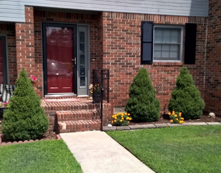 1st image of 1958 Meadowbrook Cir NW