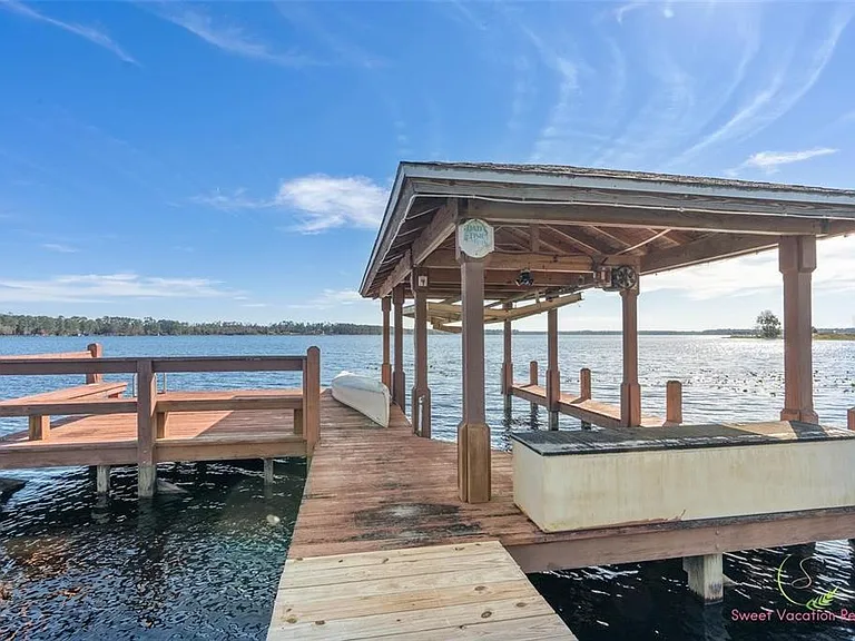 14182 Lake Mary Jane Rd — Photo 37