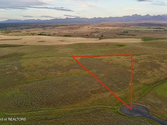 2nd image of 2075 Moose Path Way