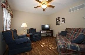 3rd image of 6 Little Dove Cir