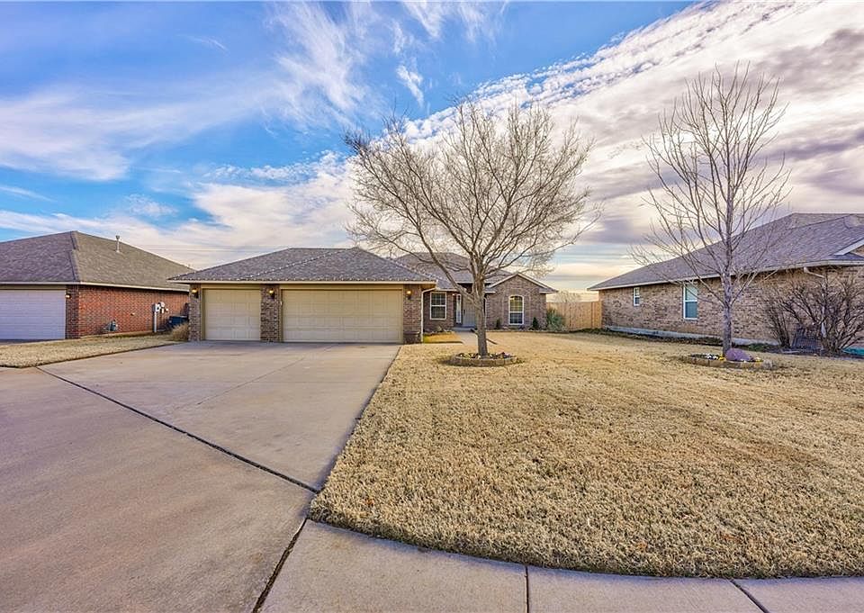 1st image of 21280 River Lark Ln
