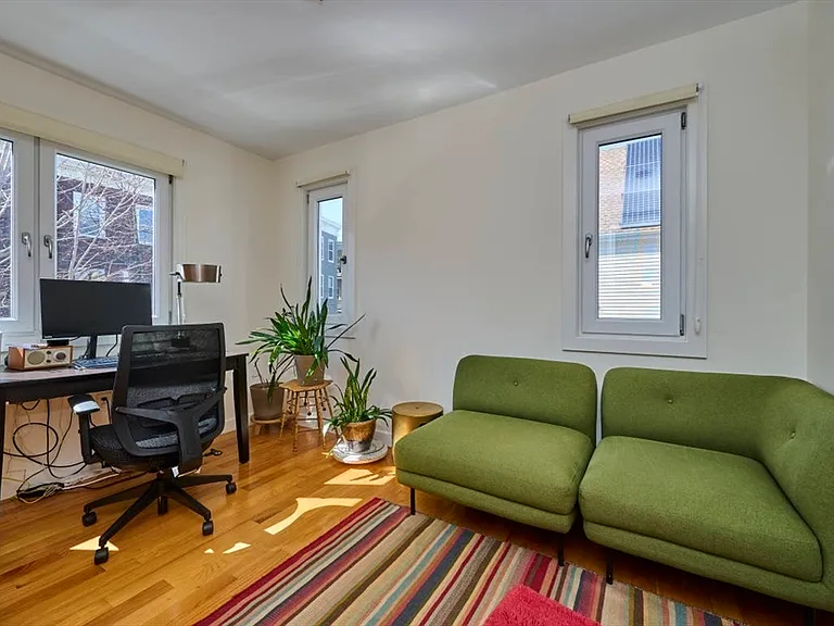 17 Clary St #1 — Photo 6