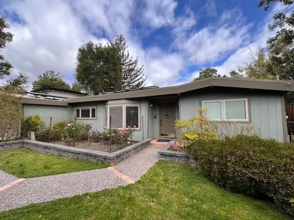 240 W Floresta Way, Portola Valley, CA 94028