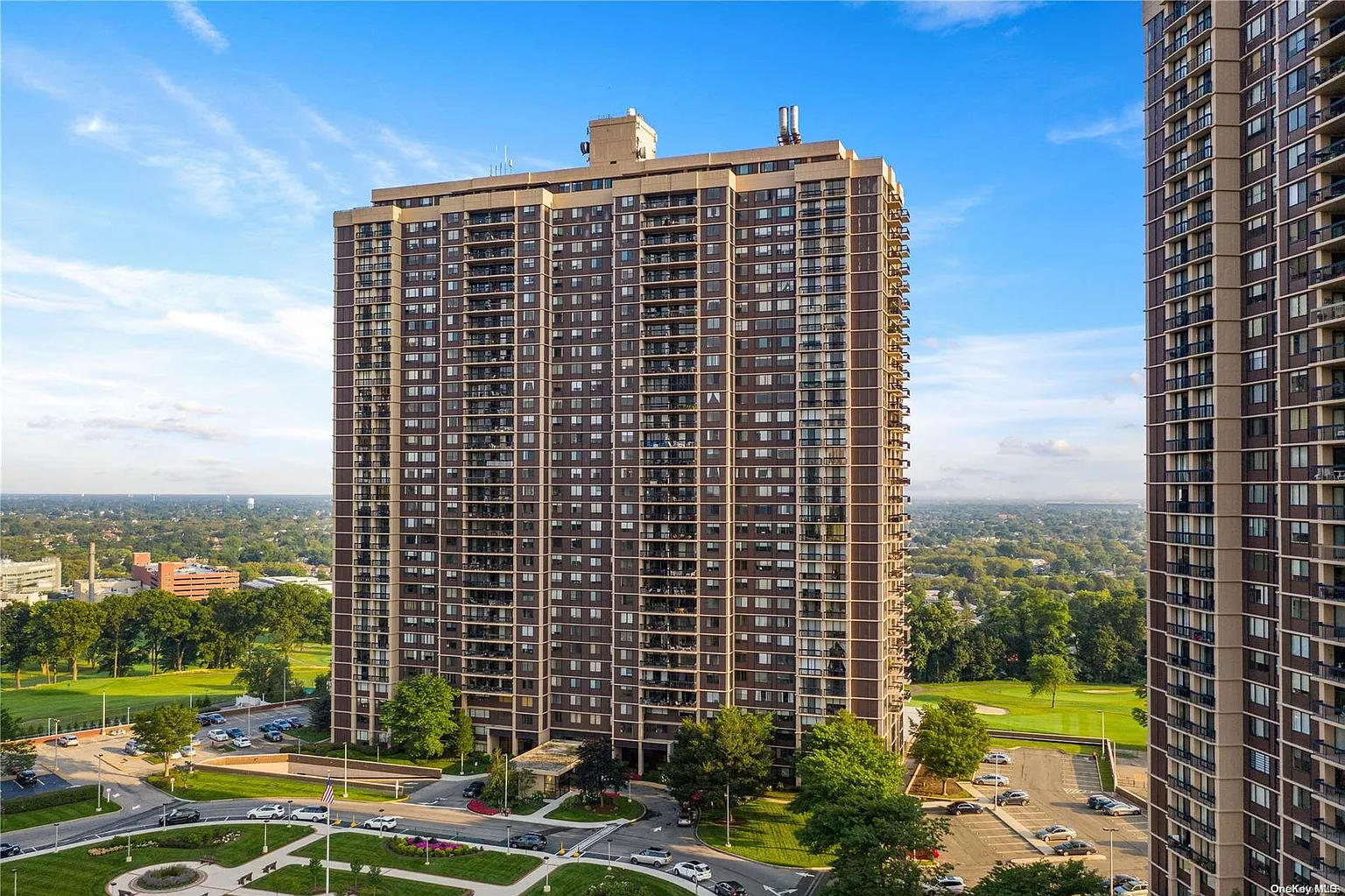 27110 Grand Central Parkway #1X photo 1