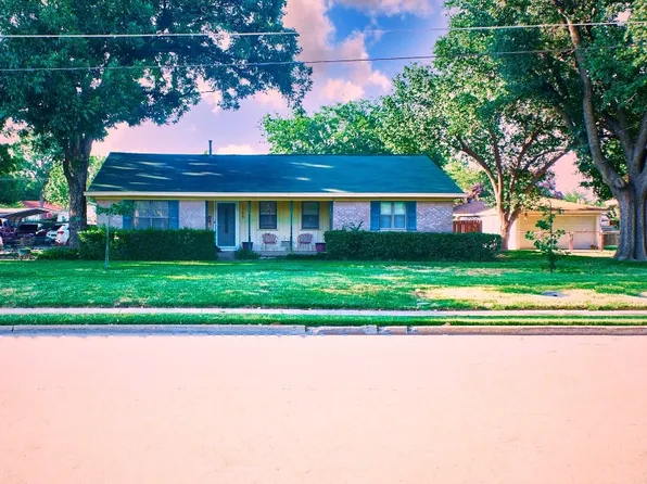 1505 Ben Dr, Irving, TX 75061