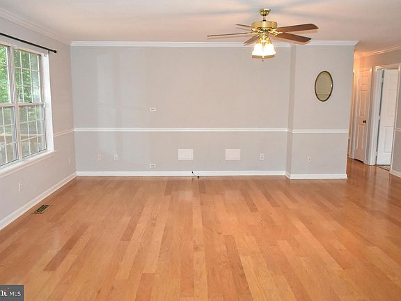 5th image of 6409 Forest Grove Dr